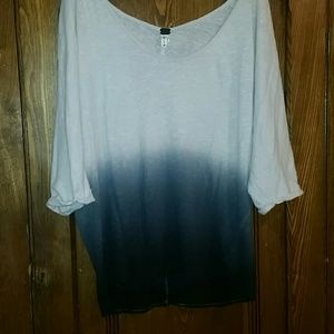 Buckle distressed ombre top